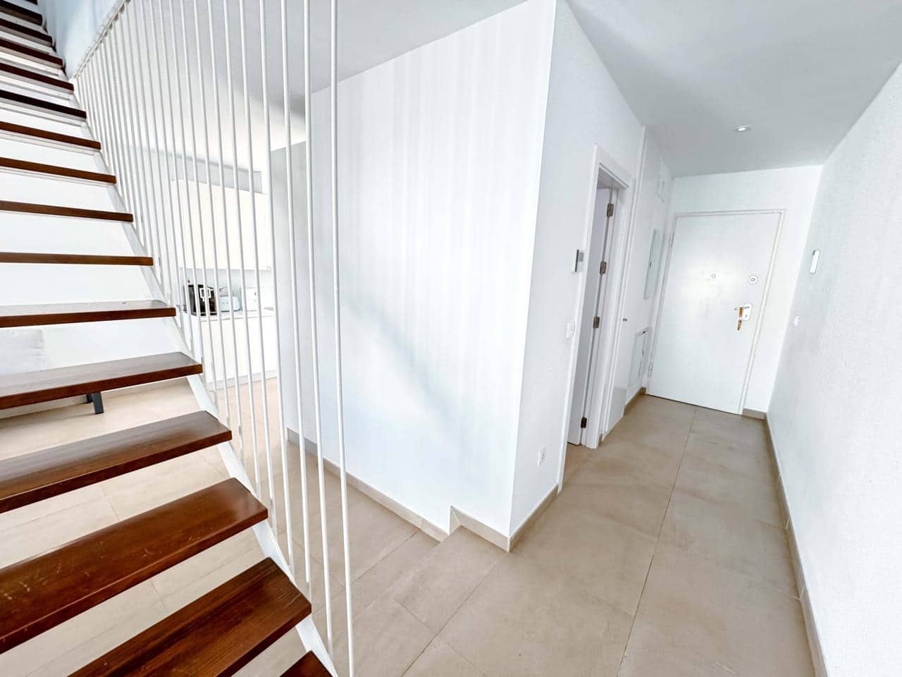 4 sypialnia Willa na sprzedaż w Manilva z basenem garażem - 399 000 € (Ref: 9142339)