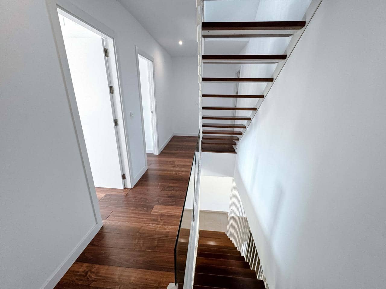 4 sypialnia Willa na sprzedaż w Manilva z basenem garażem - 399 000 € (Ref: 9142339)