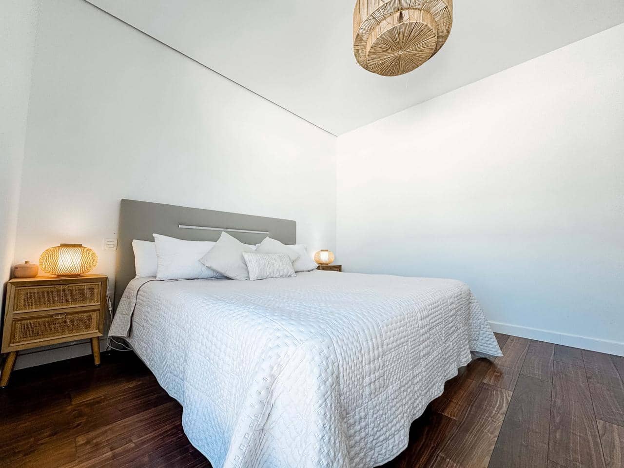 4 sypialnia Willa na sprzedaż w Manilva z basenem garażem - 399 000 € (Ref: 9142339)