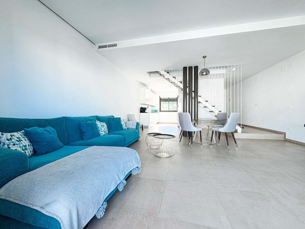 4 sypialnia Willa na sprzedaż w Manilva z basenem garażem - 399 000 € (Ref: 9142339)