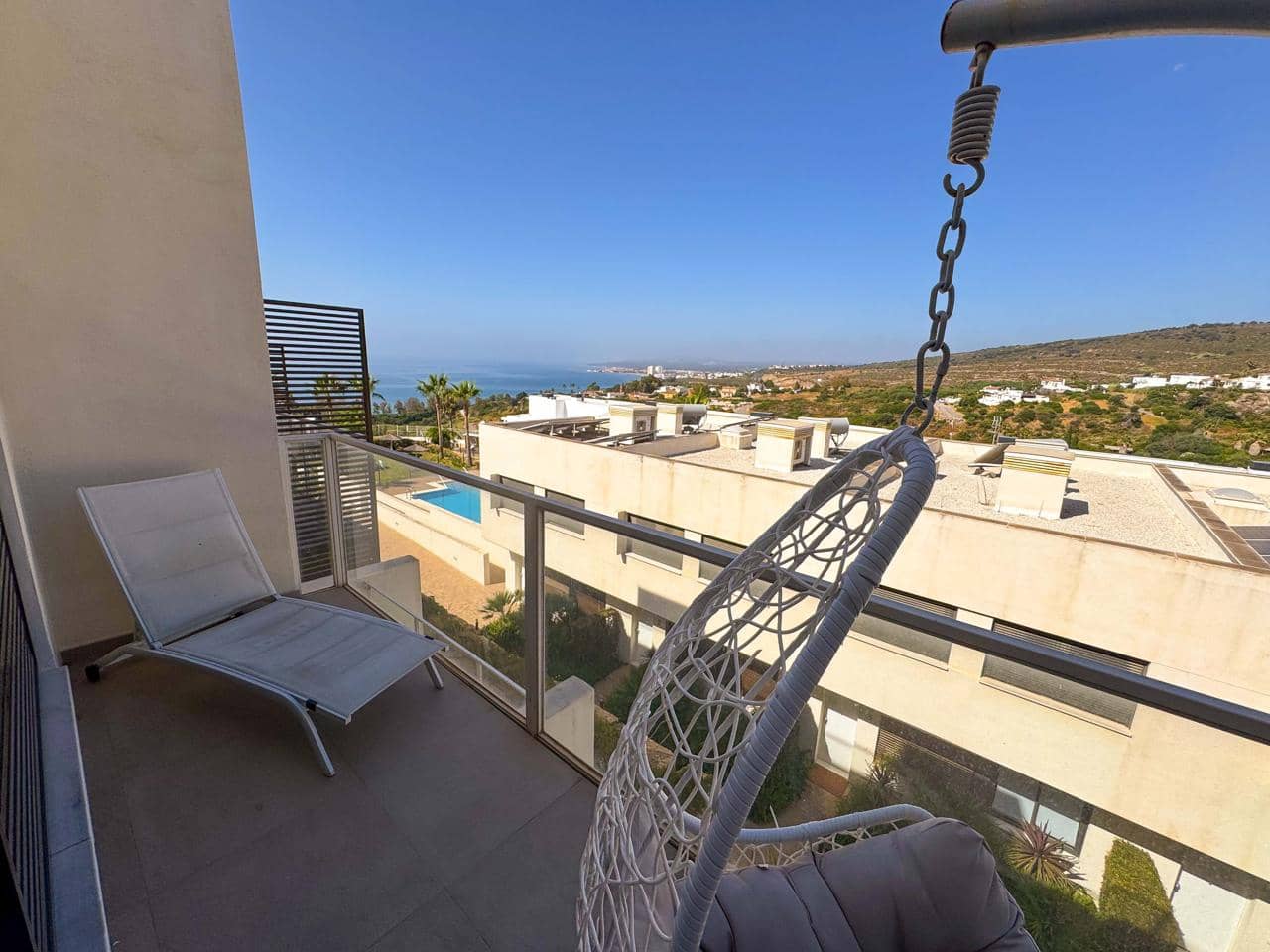 4 sypialnia Willa na sprzedaż w Manilva z basenem garażem - 399 000 € (Ref: 9142339)