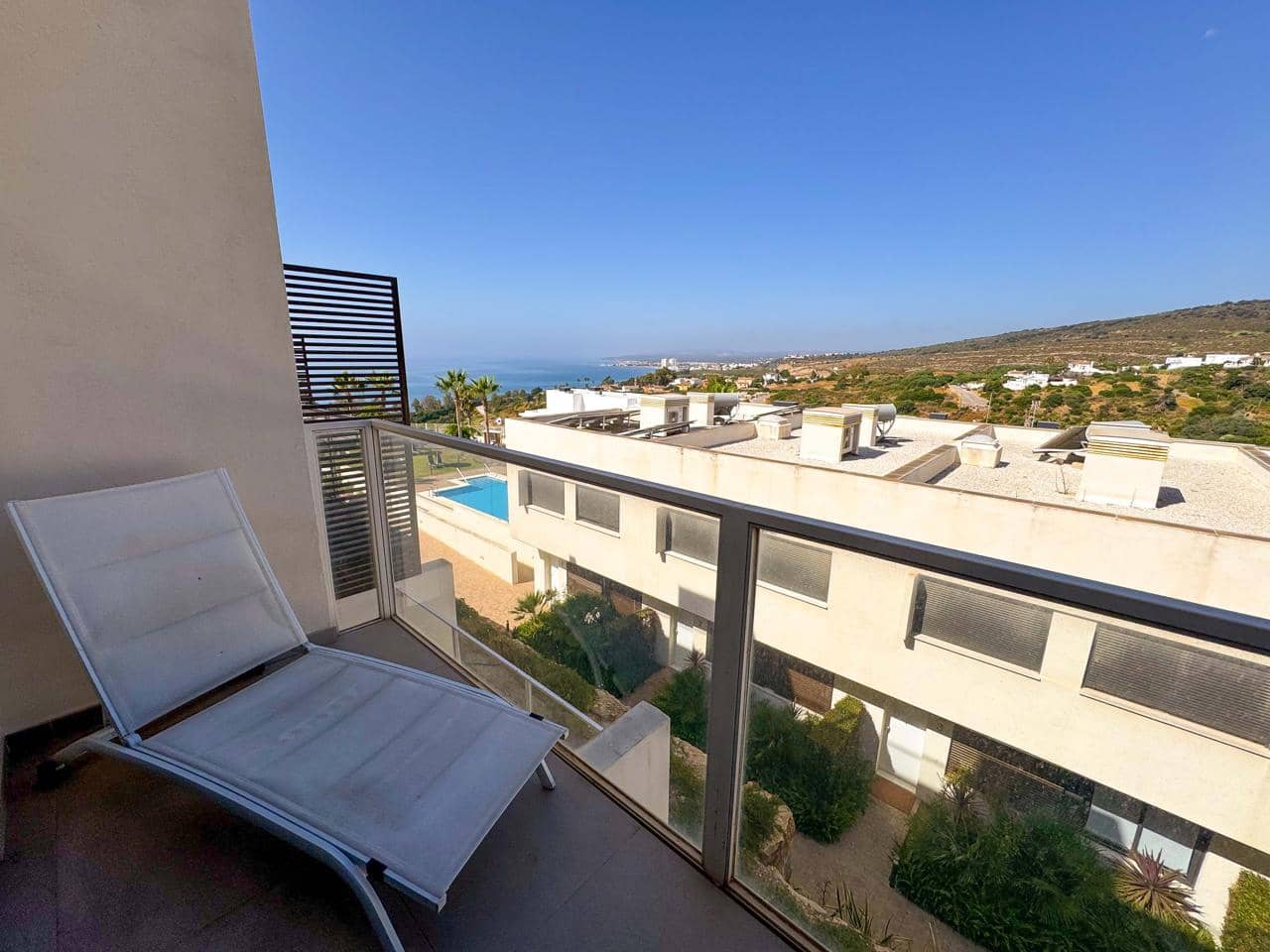 4 sypialnia Willa na sprzedaż w Manilva z basenem garażem - 399 000 € (Ref: 9142339)