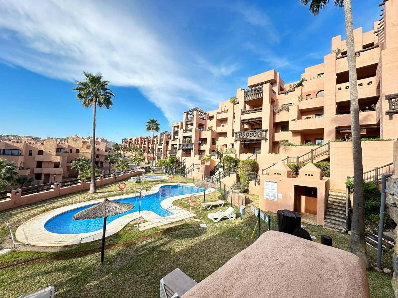 2 quarto Apartamento para venda em San Luis de Sabinillas com piscina garagem - 285 000 € (Ref: 9163039)