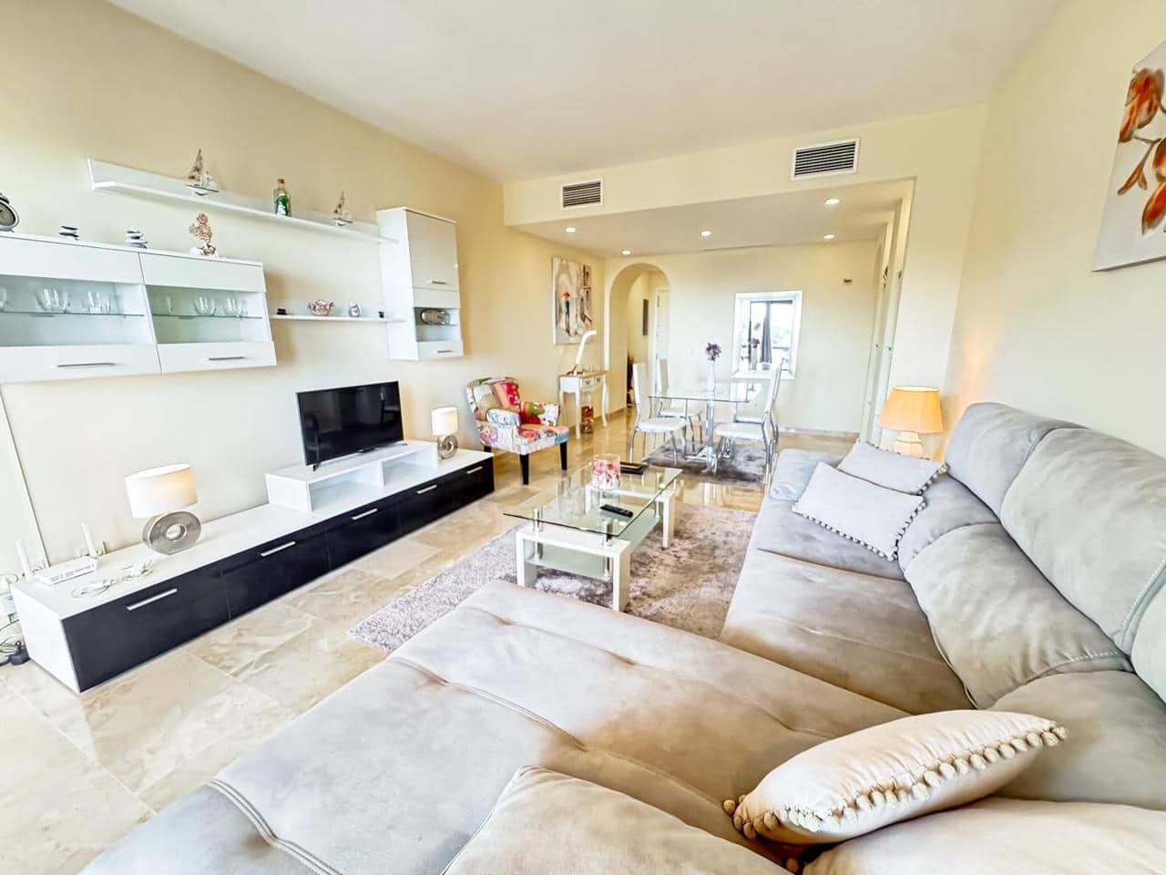 2 bedroom Flat for sale in San Luis de Sabinillas with pool garage - € 310,000 (Ref: 9254345)