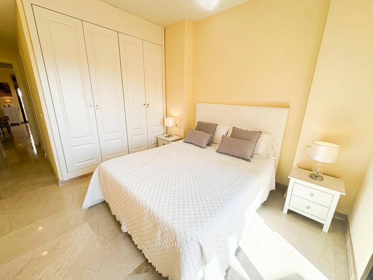 2 bedroom Flat for sale in San Luis de Sabinillas with pool garage - € 310,000 (Ref: 9254345)