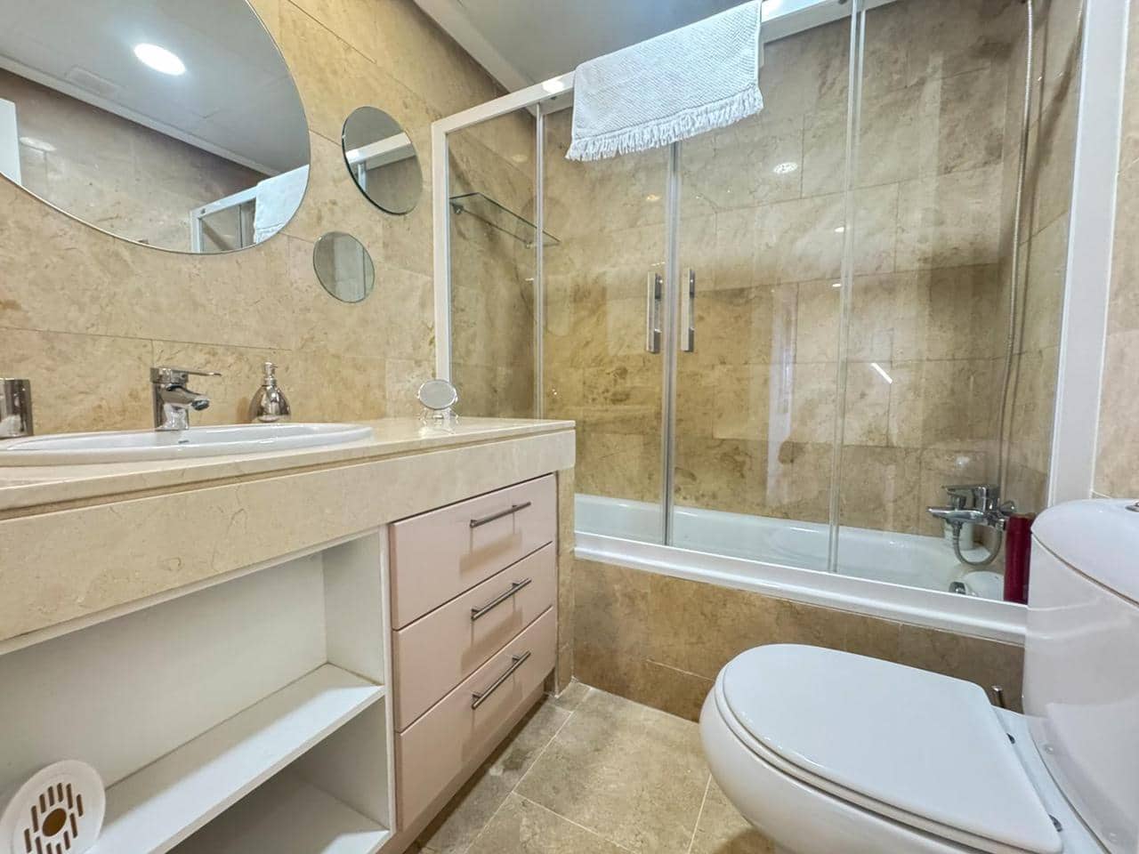 2 bedroom Flat for sale in San Luis de Sabinillas with pool garage - € 310,000 (Ref: 9254345)