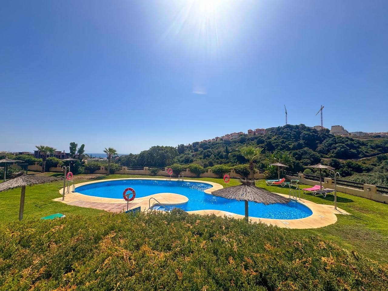 2 bedroom Flat for sale in San Luis de Sabinillas with pool garage - € 310,000 (Ref: 9254345)