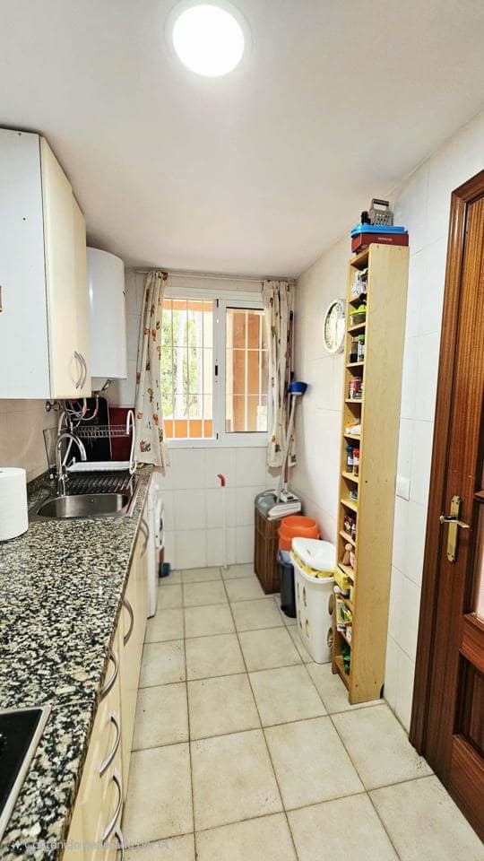 2 bedroom Flat for sale in Bahia de Casares with pool - € 235,000 (Ref: 9271789)