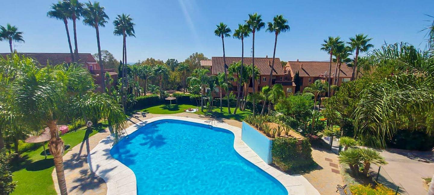 2 bedroom Flat for sale in Bahia de Casares with pool - € 235,000 (Ref: 9271789)