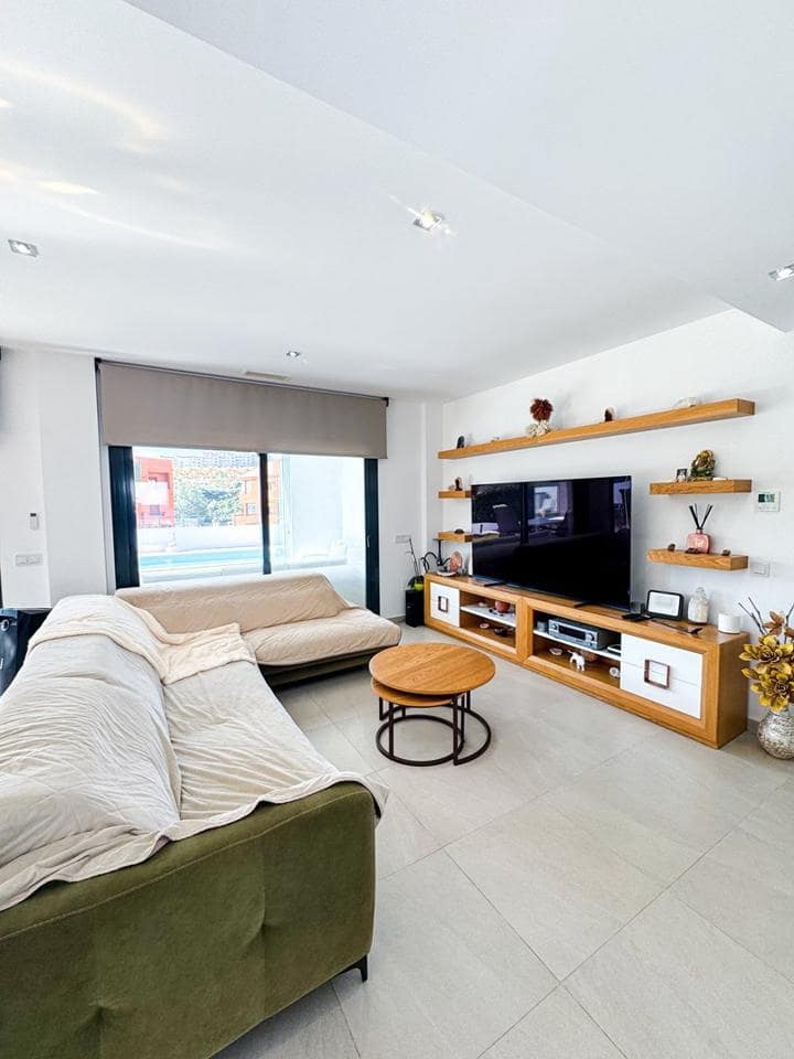 3 chambre Villa/Maison à vendre à Manilva avec piscine garage - 895 000 € (Ref: 9294089)