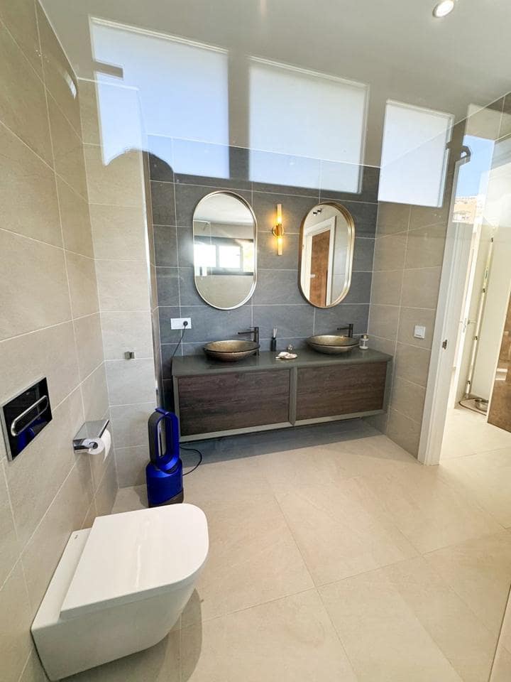 3 chambre Villa/Maison à vendre à Manilva avec piscine garage - 895 000 € (Ref: 9294089)