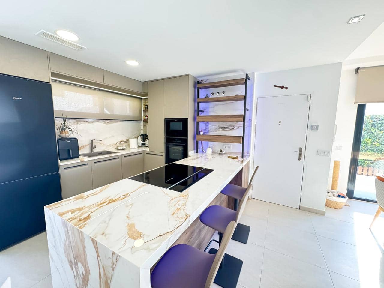 3 chambre Villa/Maison à vendre à Manilva avec piscine garage - 895 000 € (Ref: 9294089)