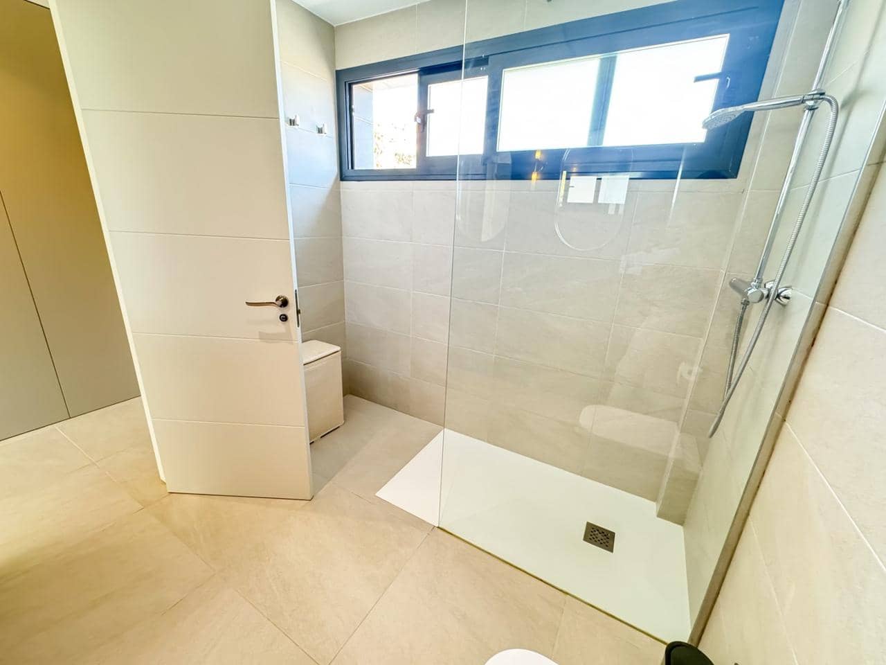 3 chambre Villa/Maison à vendre à Manilva avec piscine garage - 895 000 € (Ref: 9294089)