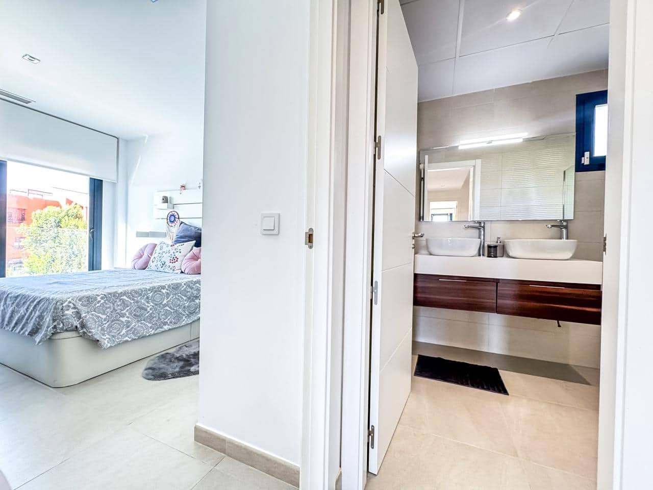 3 chambre Villa/Maison à vendre à Manilva avec piscine garage - 895 000 € (Ref: 9294089)