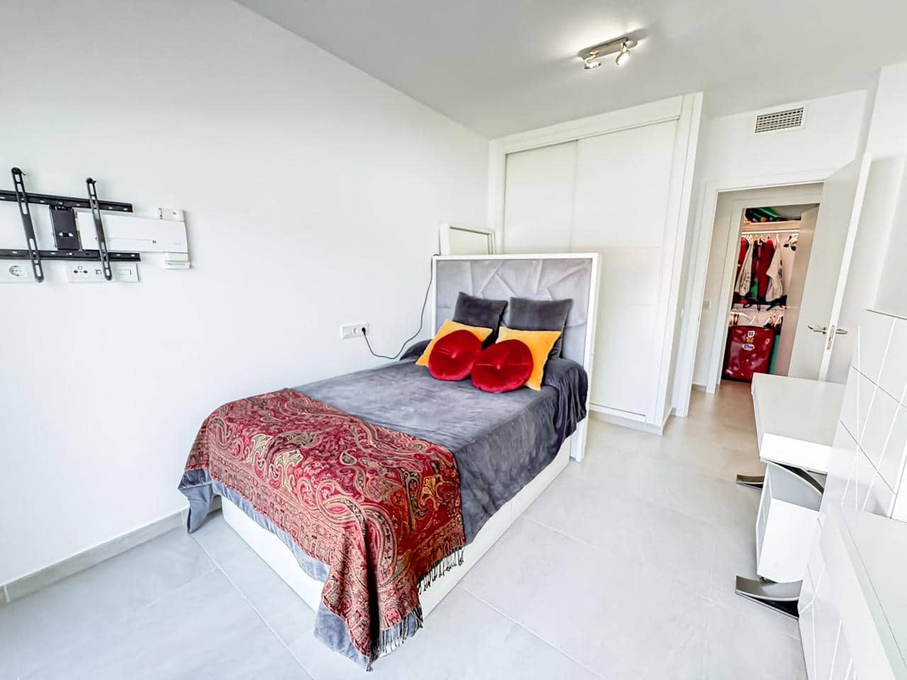 3 chambre Villa/Maison à vendre à Manilva avec piscine garage - 895 000 € (Ref: 9294089)