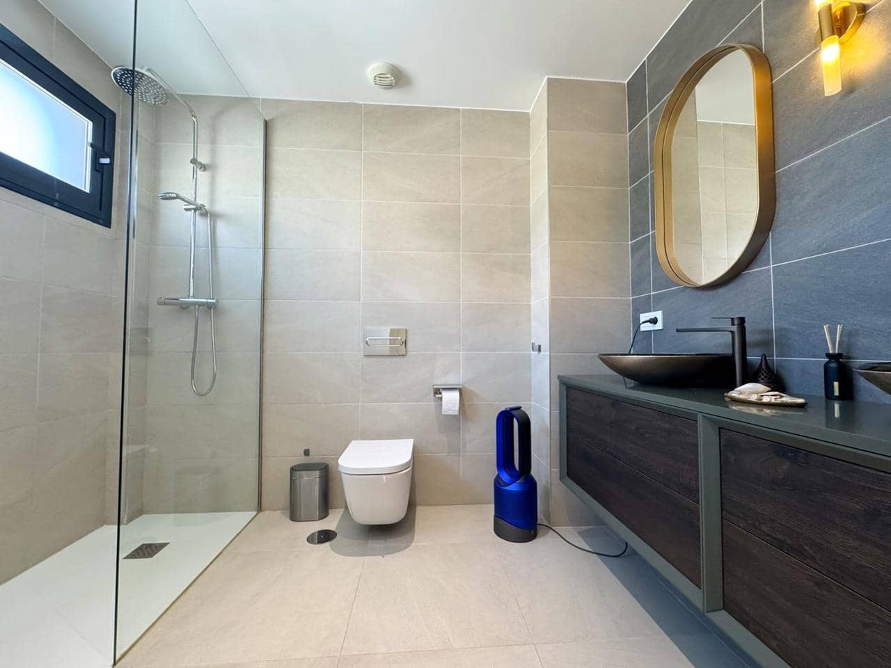 3 chambre Villa/Maison à vendre à Manilva avec piscine garage - 895 000 € (Ref: 9294089)