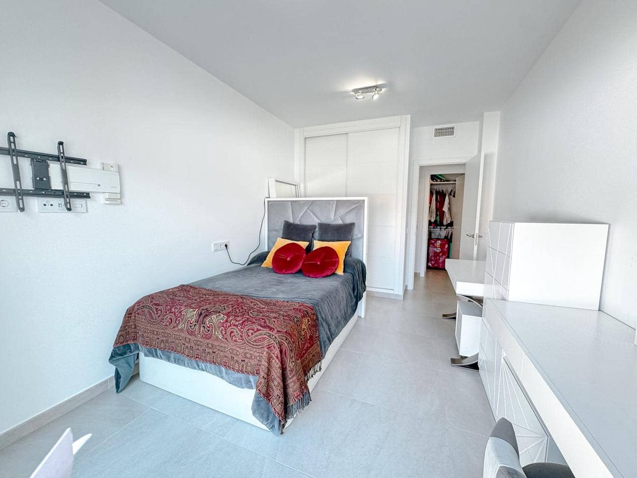 3 chambre Villa/Maison à vendre à Manilva avec piscine garage - 895 000 € (Ref: 9294089)