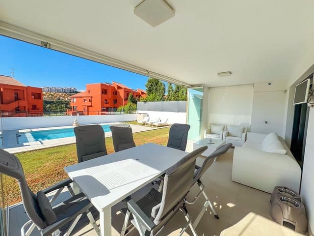 3 chambre Villa/Maison à vendre à La Duquesa / Puerto de la Duquesa, Manilva avec piscine garage - 895 000 € (Ref: 9294089)