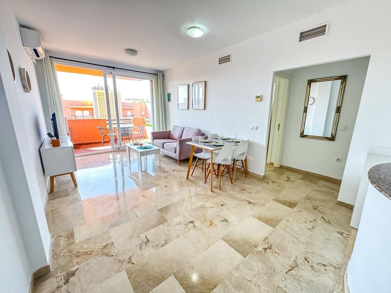 2 sovrum Lägenhet till salu i Manilva med pool garage - 199 000 € (Ref: 9325704)