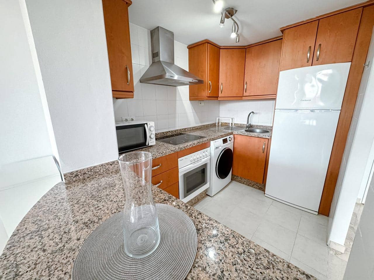 2 sovrum Lägenhet till salu i Manilva med pool garage - 199 000 € (Ref: 9325704)