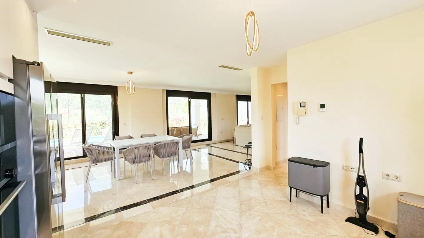 3 camera da letto Villa in vendita in Estepona con piscina - 950.000 € (Rif: 9350166)