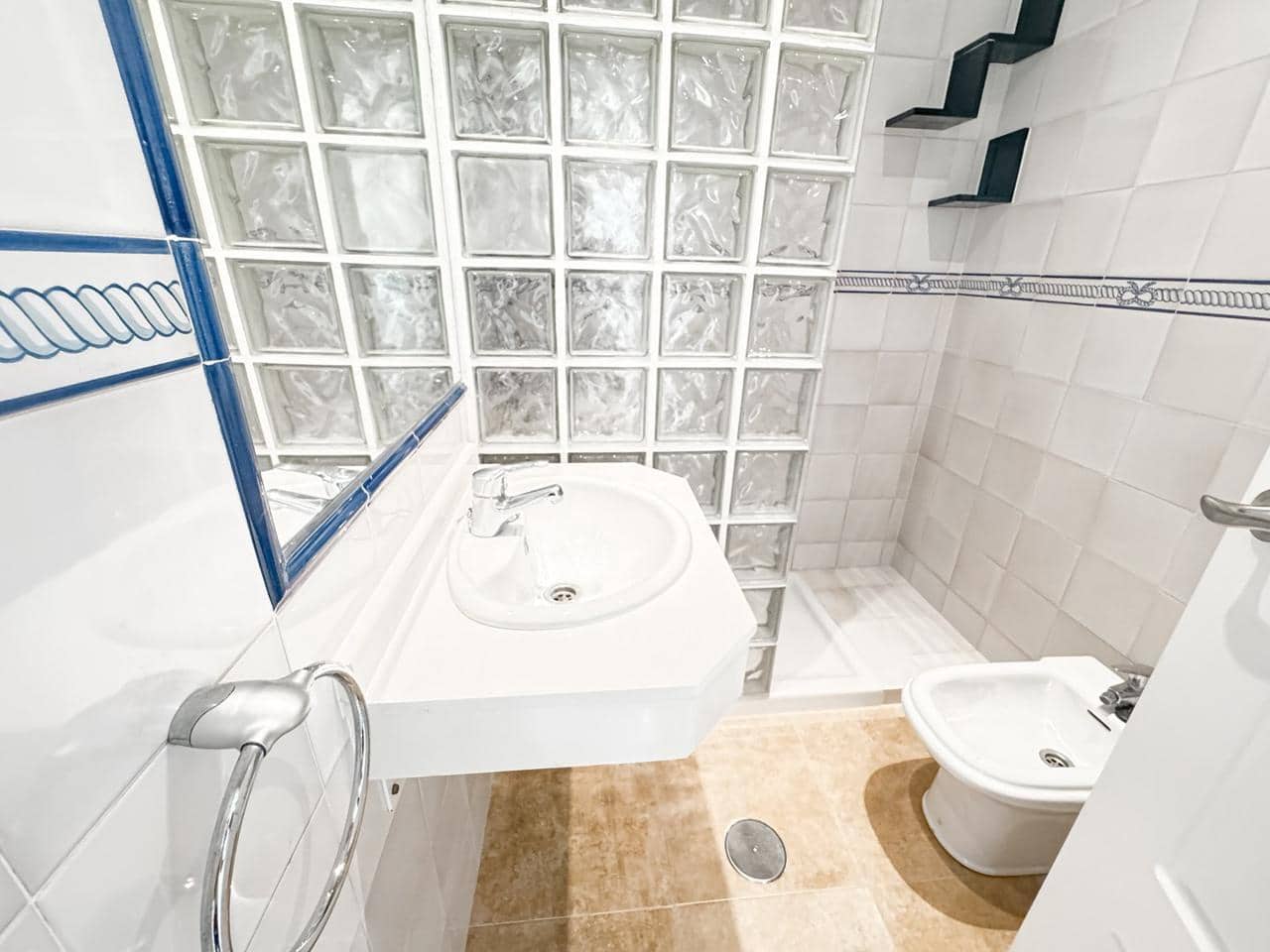 3 chambre Appartement à vendre à Casares avec piscine garage - 380 000 € (Ref: 9355318)