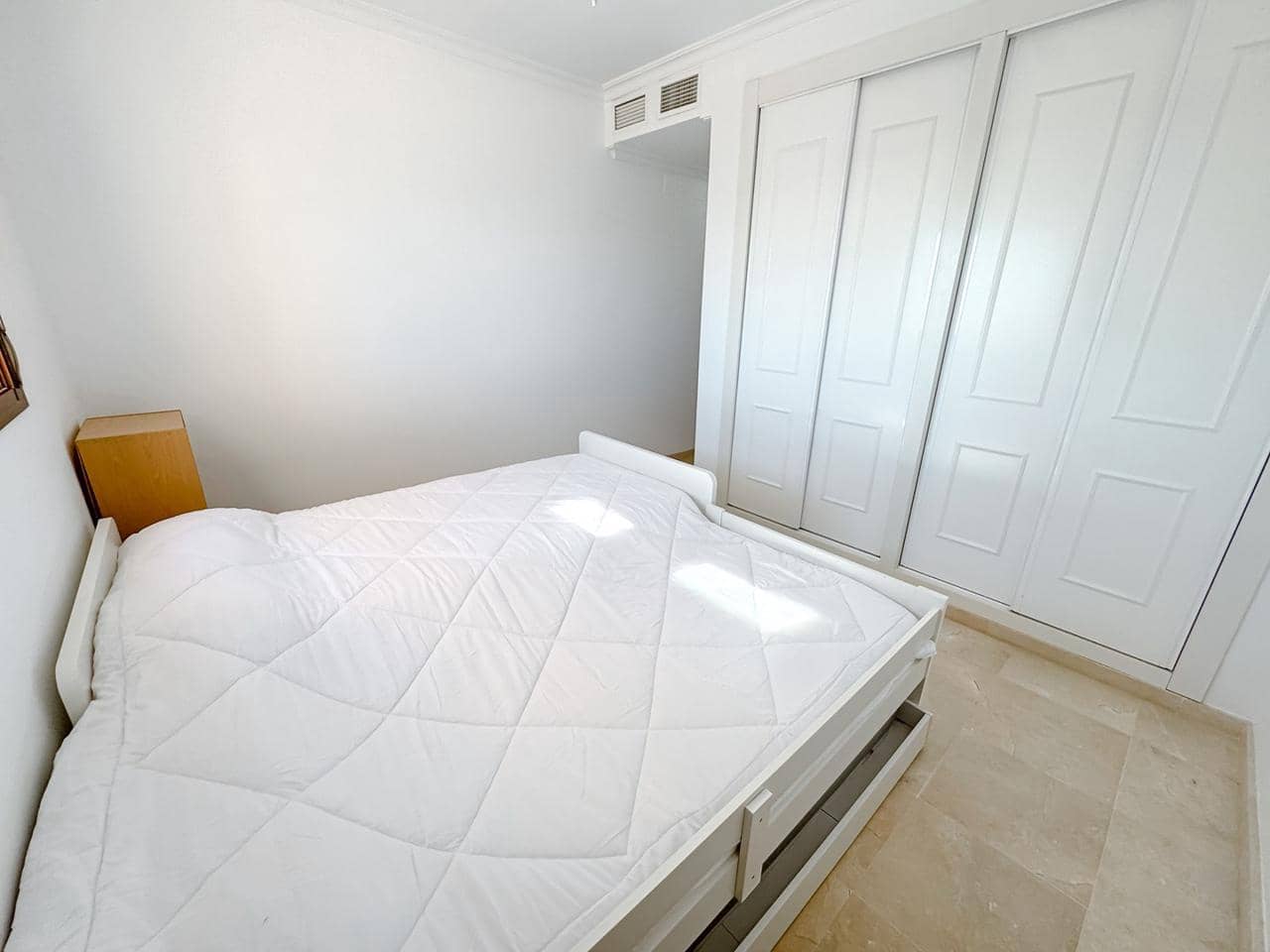 3 chambre Appartement à vendre à Casares avec piscine garage - 380 000 € (Ref: 9355318)