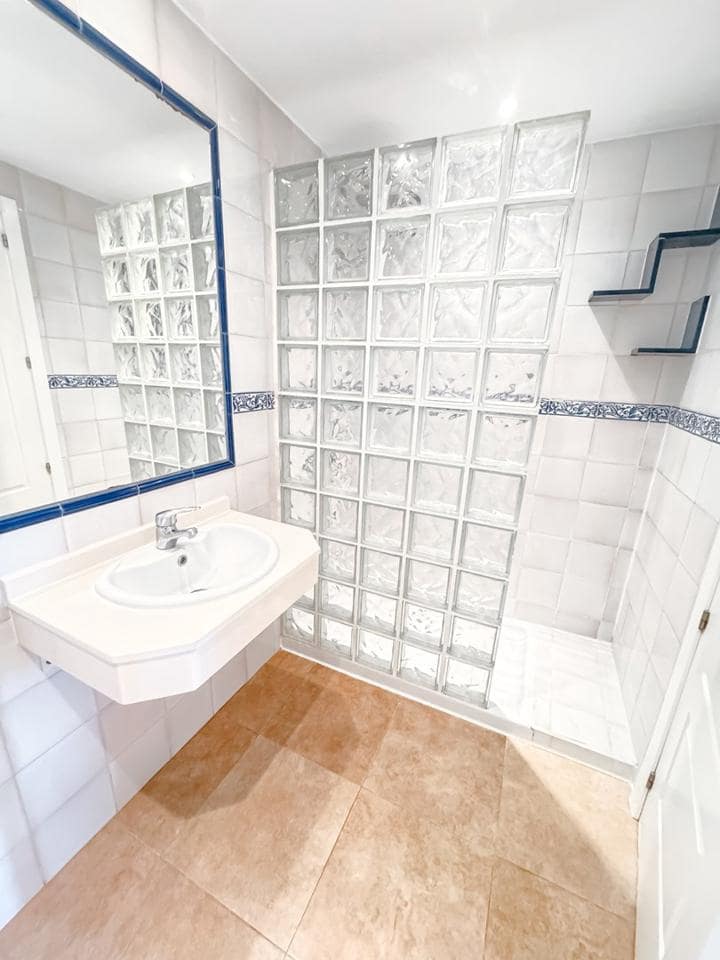 3 chambre Appartement à vendre à Casares avec piscine garage - 380 000 € (Ref: 9355318)