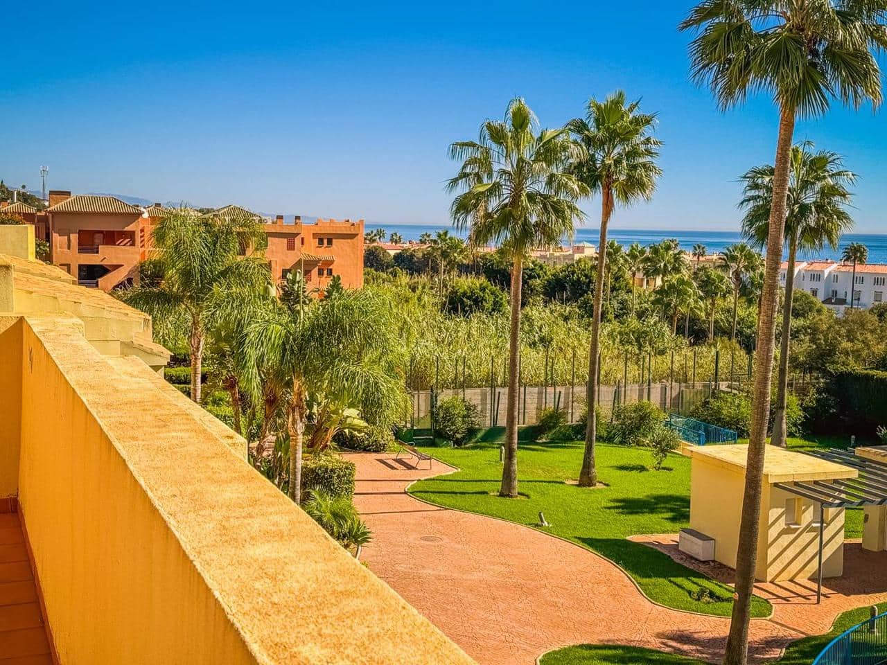 3 chambre Appartement à vendre à Casares avec piscine garage - 380 000 € (Ref: 9355318)