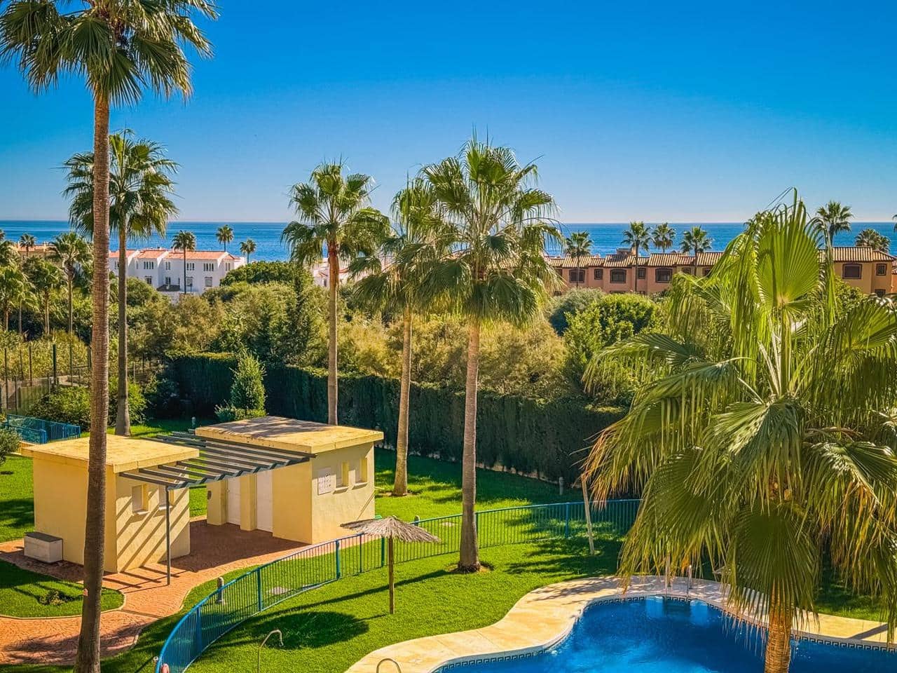 3 chambre Appartement à vendre à Casares avec piscine garage - 380 000 € (Ref: 9355318)