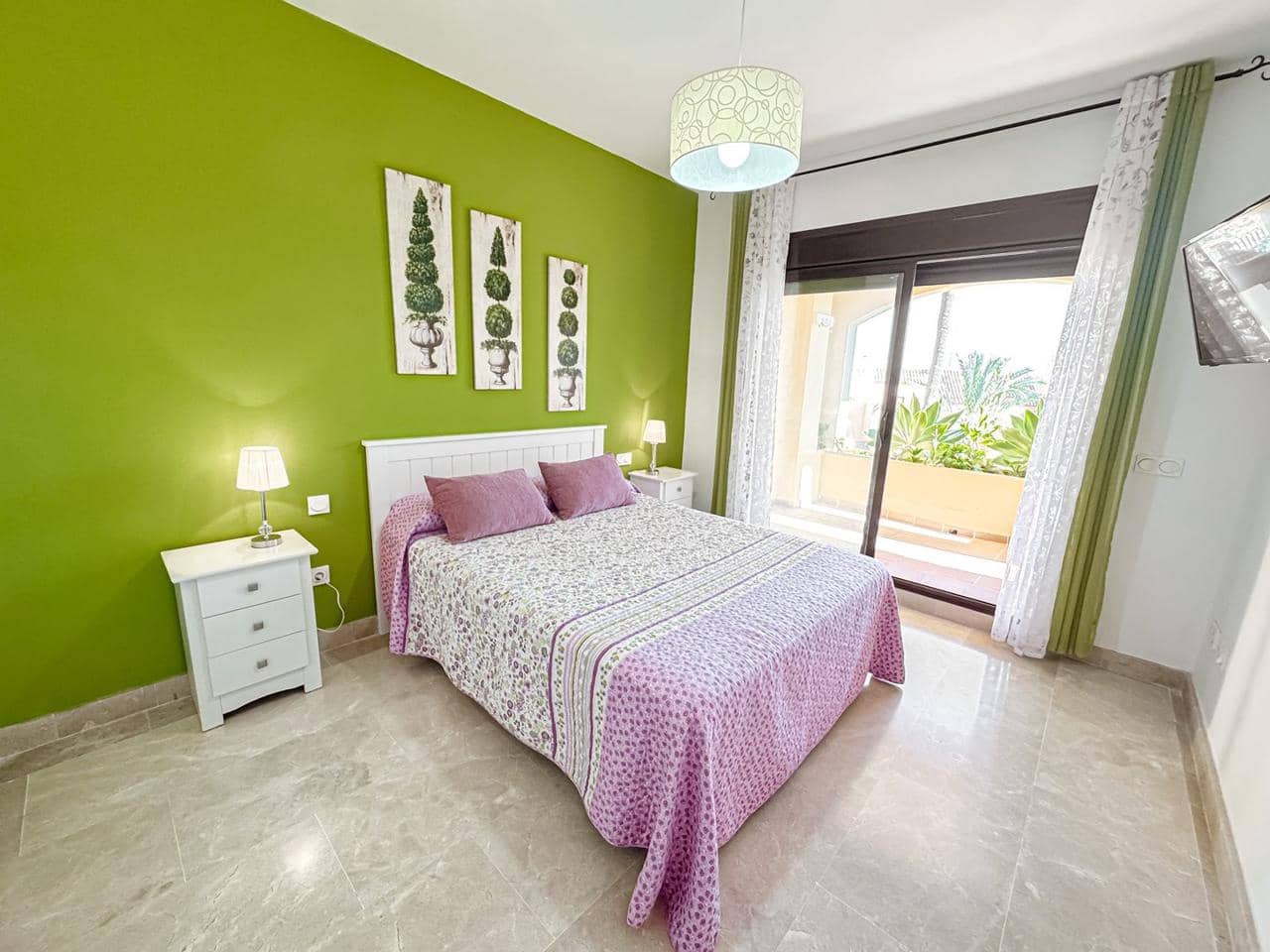 2 bedroom Flat for sale in San Luis de Sabinillas with pool garage - € 275,000 (Ref: 9404530)