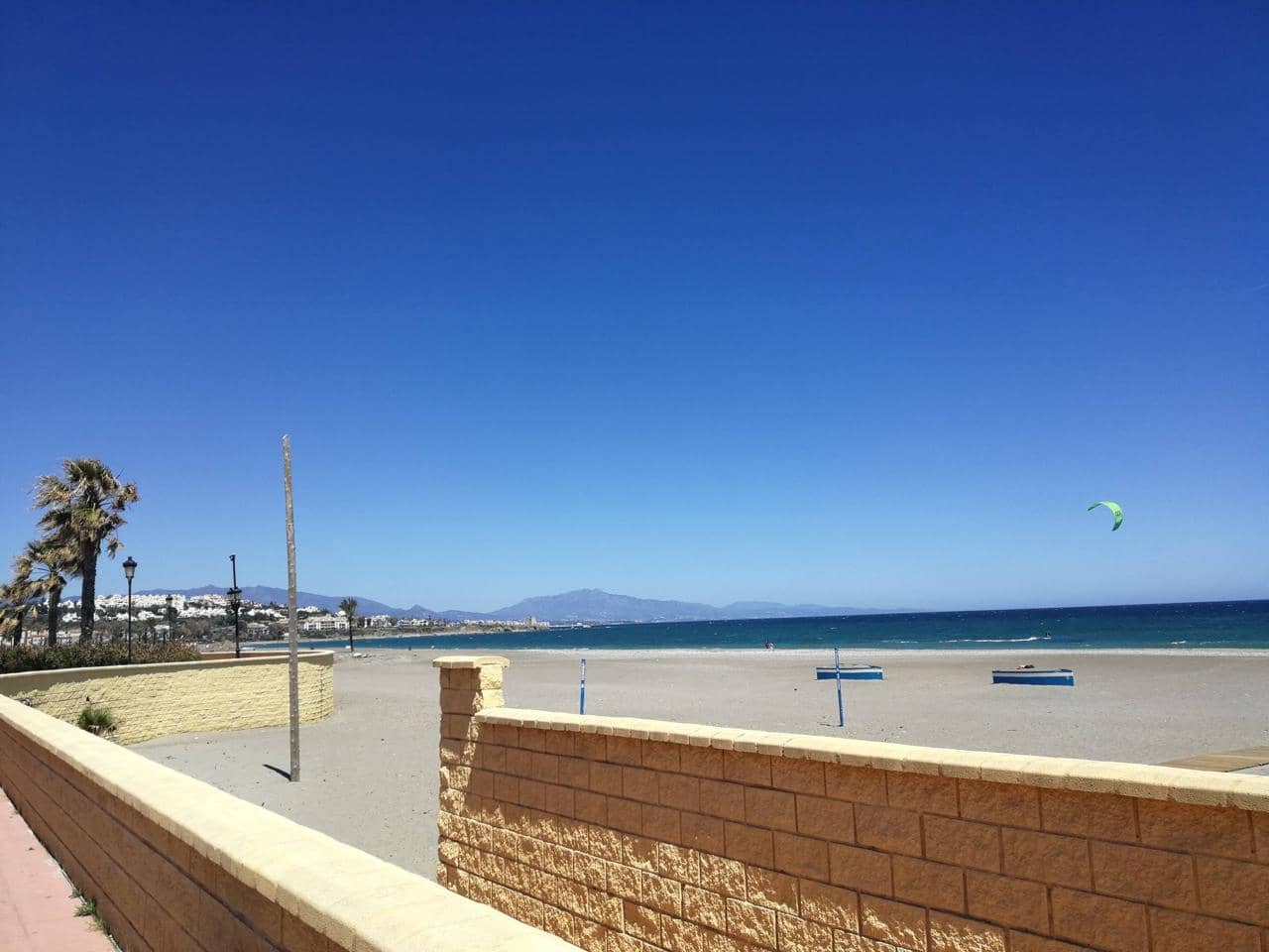 2 bedroom Flat for sale in San Luis de Sabinillas with pool garage - € 275,000 (Ref: 9404530)