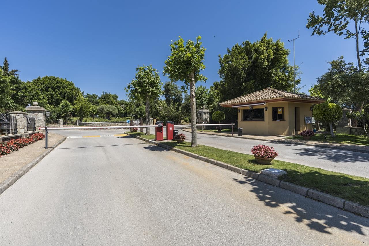 4 makuuhuone Huvila myytävänä paikassa San Roque mukana uima-altaan - 524 000 € (Ref: 9421588)