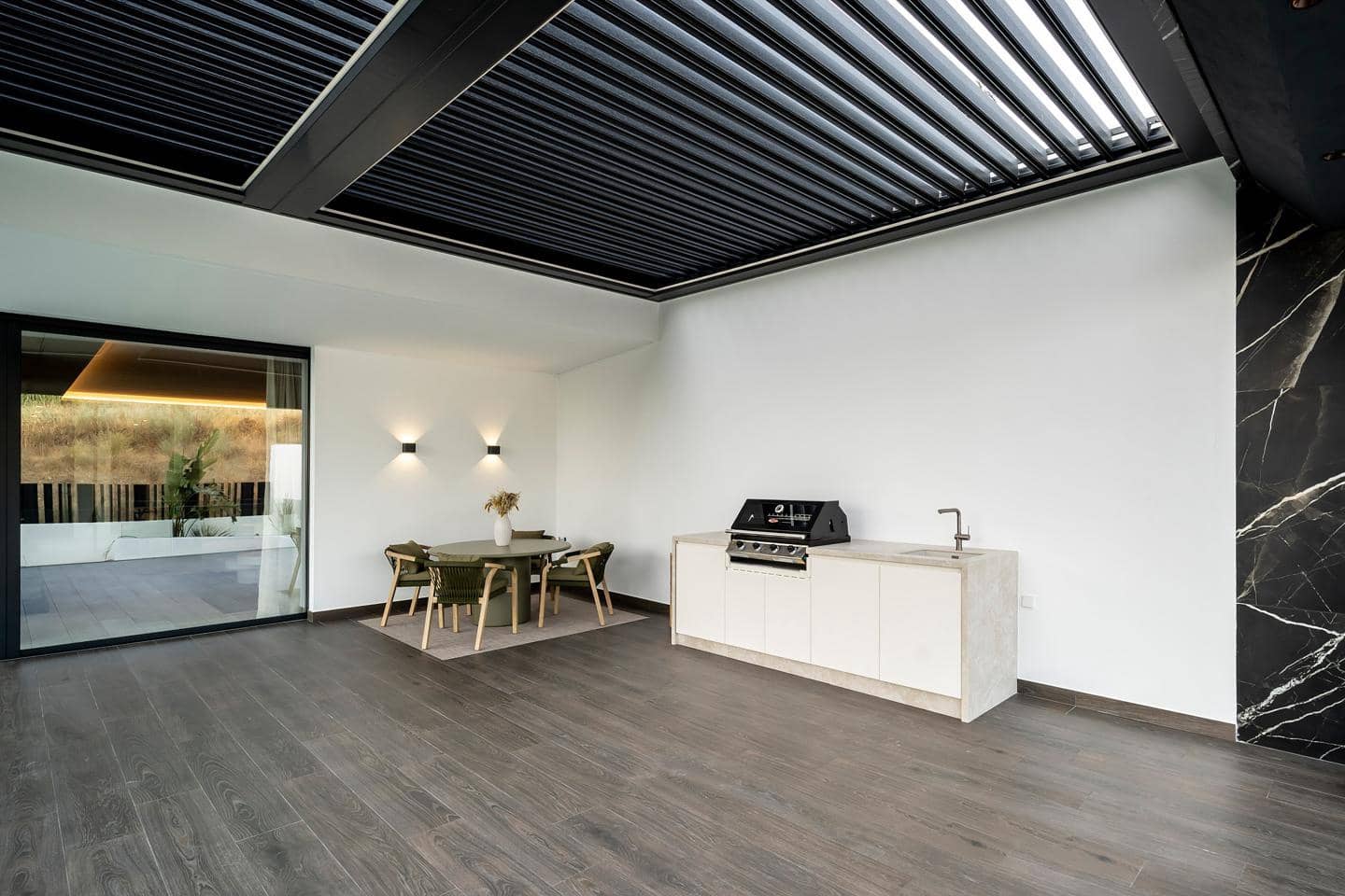 6 soverom Villa til salgs i New Golden Mile med svømmebasseng - € 6 800 000 (Ref: 9436392)