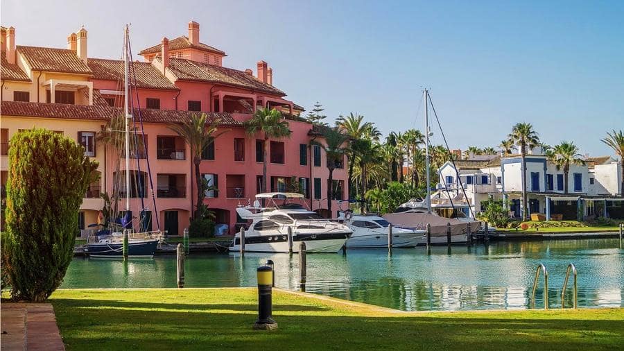 3 soverom Villa til salgs i Sotogrande med svømmebasseng - € 894 000 (Ref: 9450129)