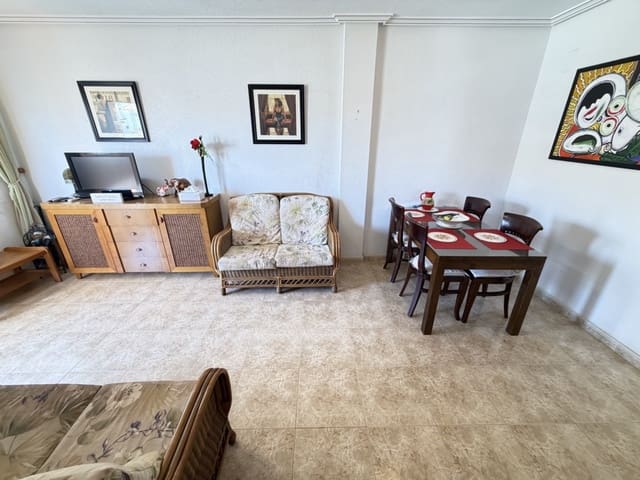 Apartamento de 3 habitaciones en La Zenia, Orihuela en venta con piscina - 189.000 € (Ref: 10003526)