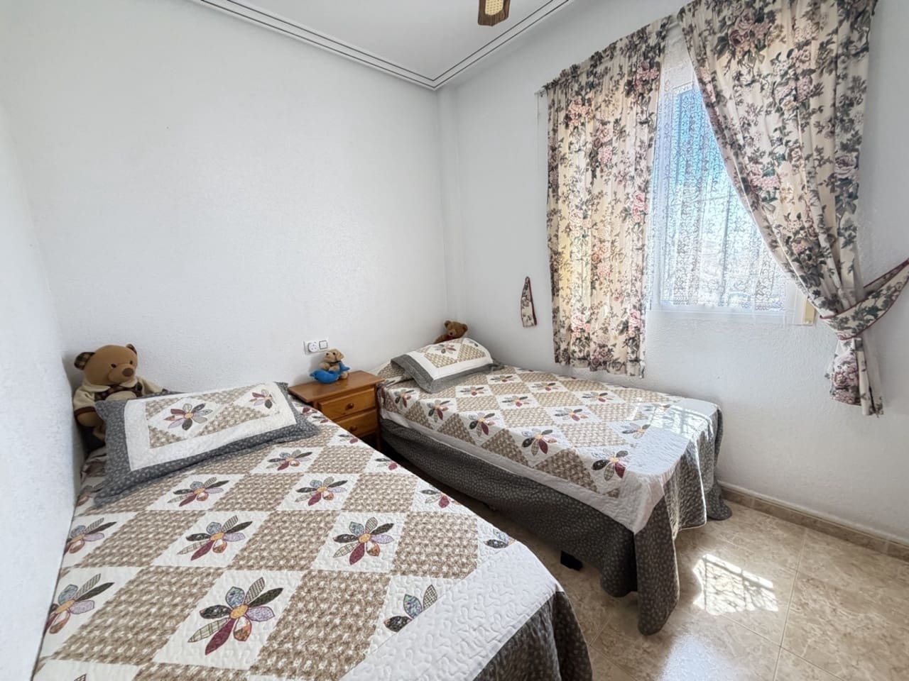 Apartamento de 3 habitaciones en La Zenia en venta con piscina - 189.000 € (Ref: 10003526)