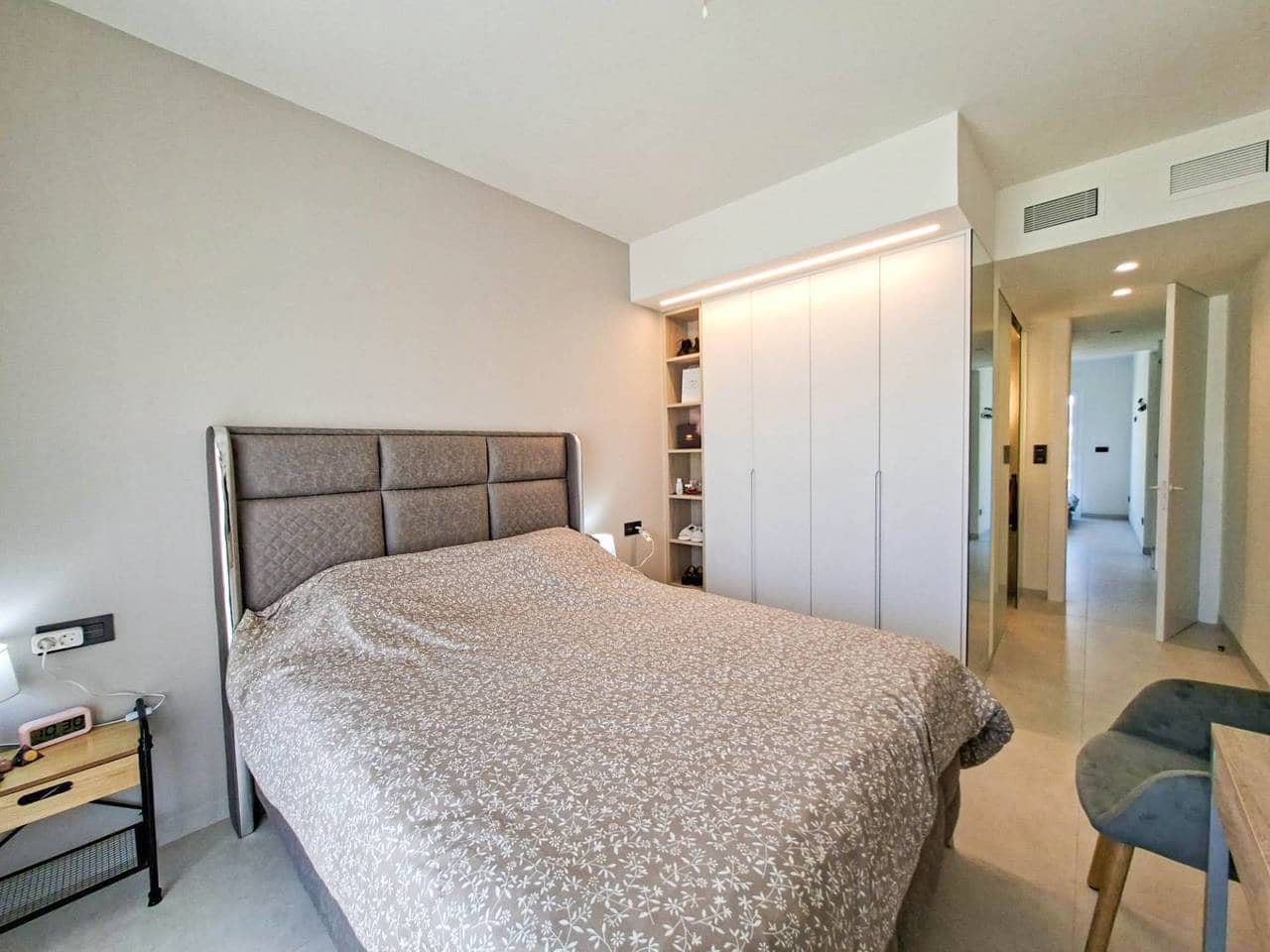 2 soverom Leilighet til salgs i Guardamar del Segura med svømmebasseng garasje - € 295 000 (Ref: 10006256)