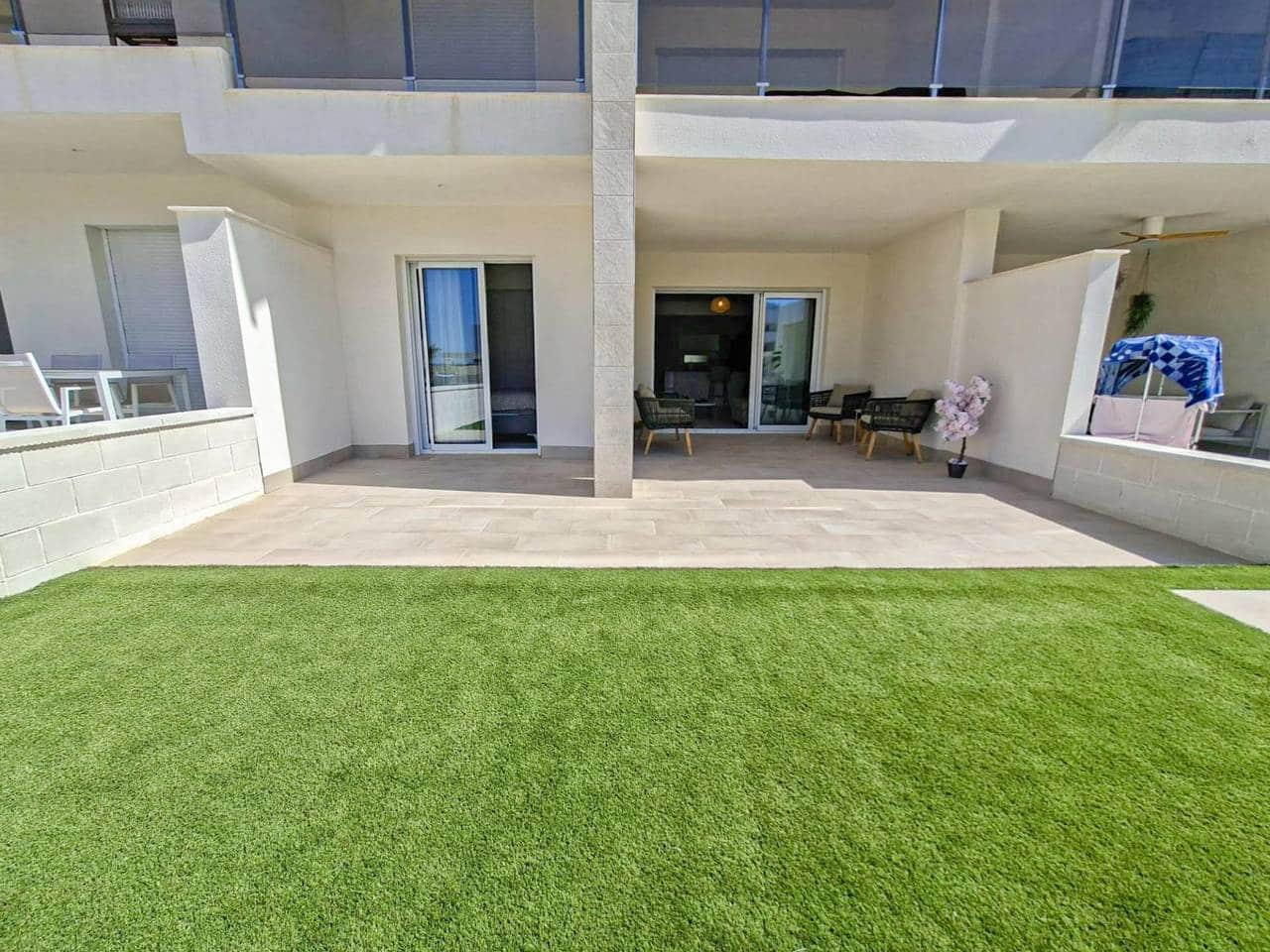 2 soverom Leilighet til salgs i Guardamar del Segura med svømmebasseng garasje - € 295 000 (Ref: 10006256)