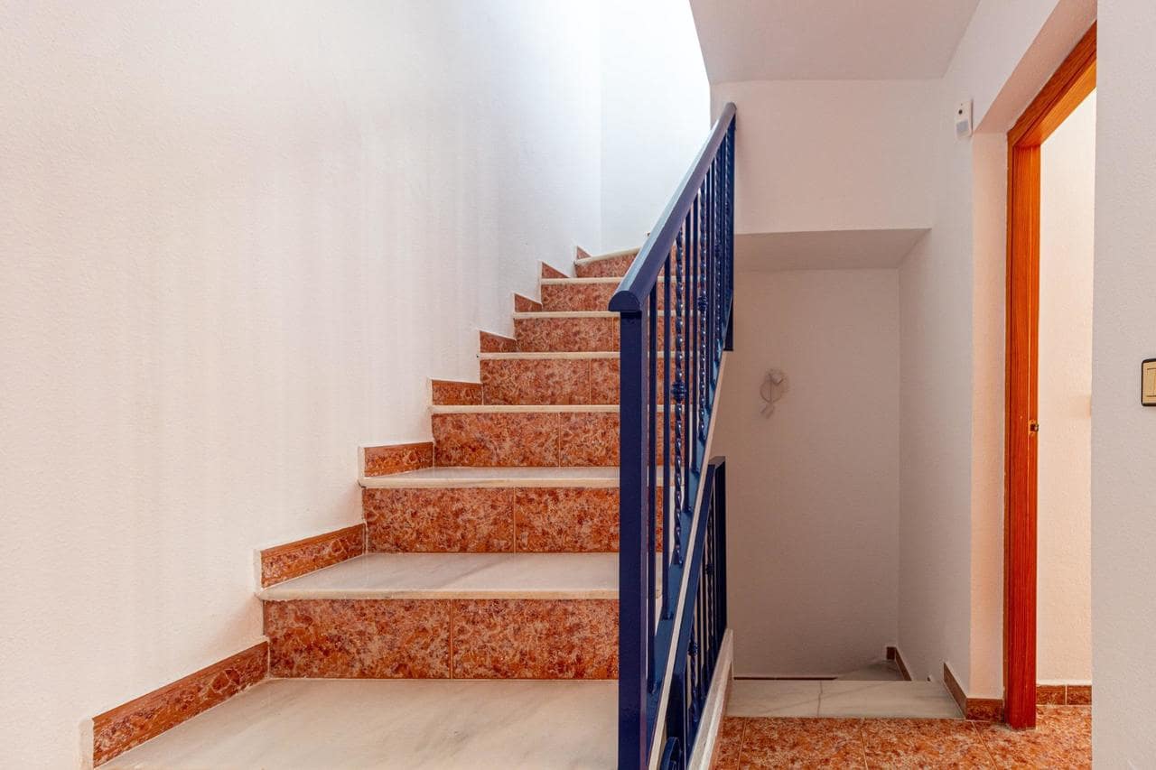 3 soverom Hus til salgs i Orihuela Costa med svømmebasseng - € 179 000 (Ref: 10006280)