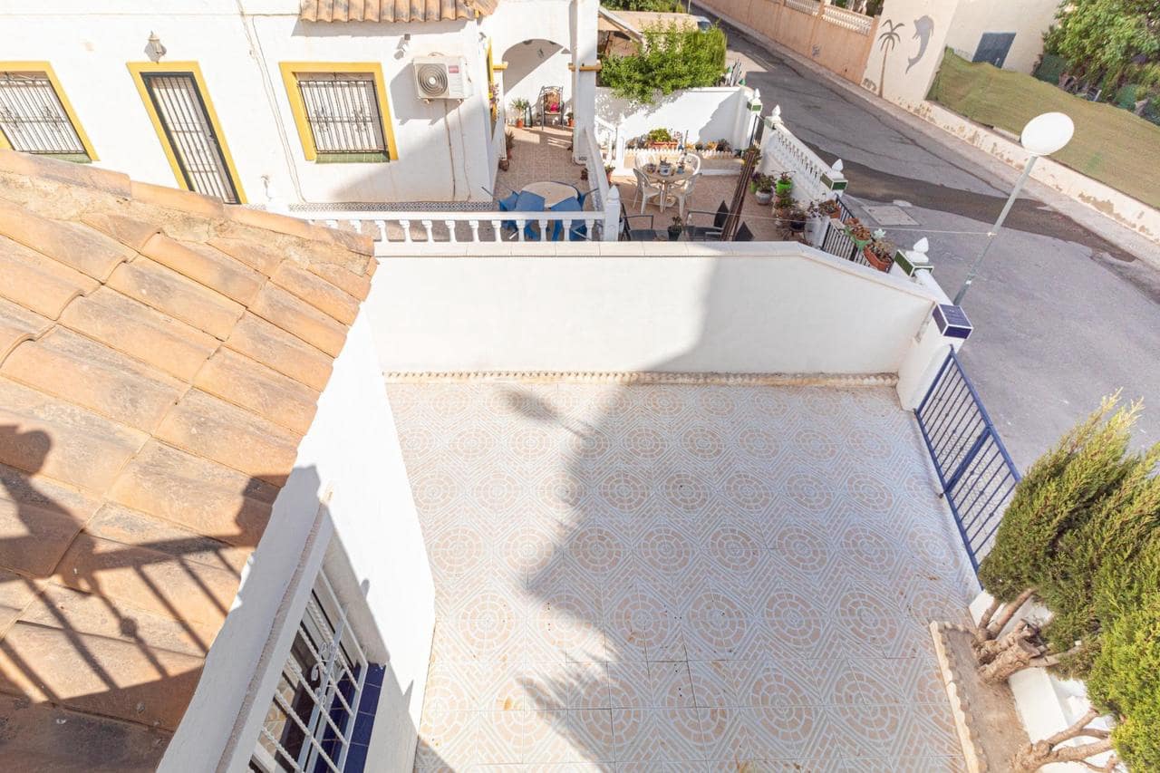 3 soverom Hus til salgs i Orihuela Costa med svømmebasseng - € 179 000 (Ref: 10006280)