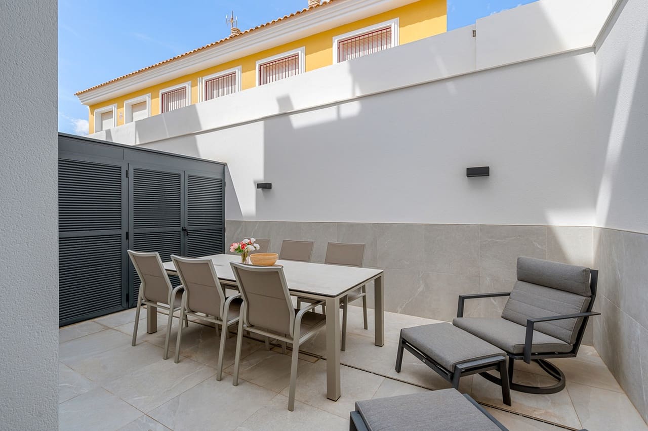 3 quarto Moradia para venda em Torre de la Horadada com piscina - 545 000 € (Ref: 10008727)