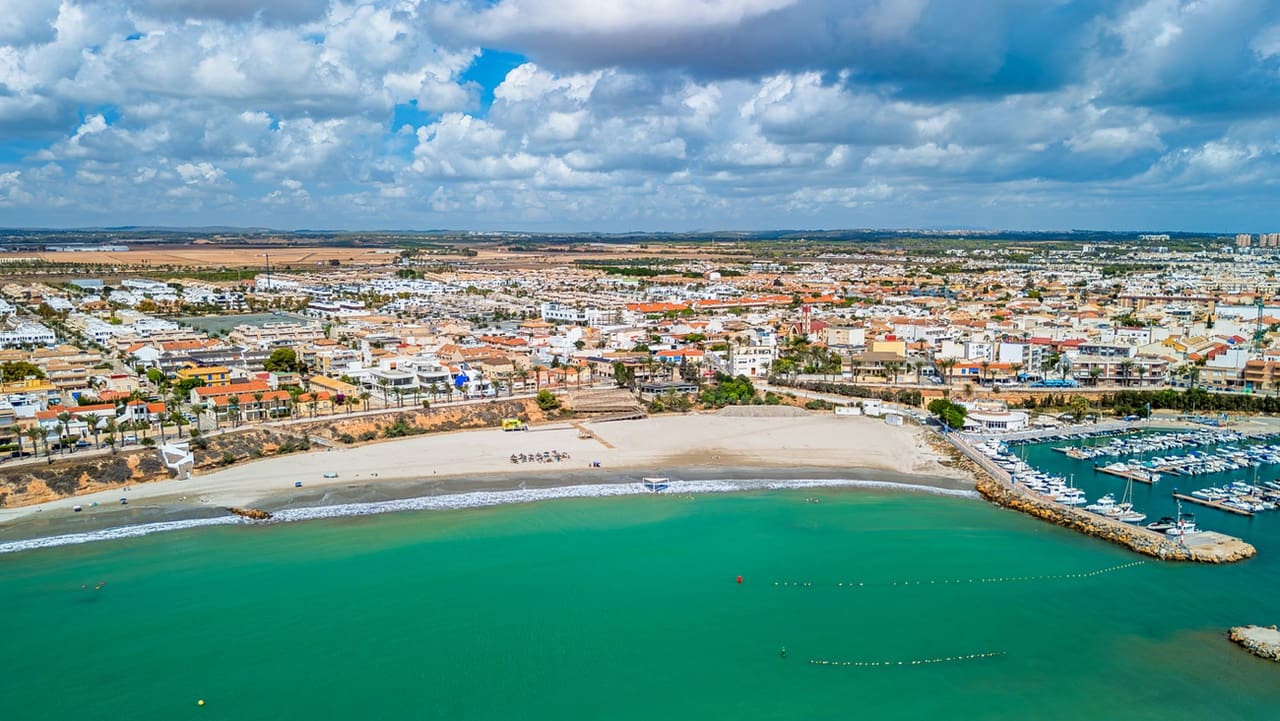 3 quarto Moradia para venda em Torre de la Horadada com piscina - 545 000 € (Ref: 10008727)