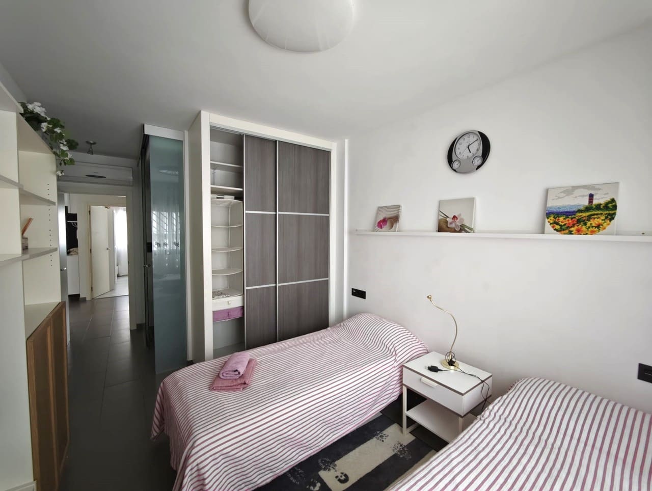 Apartamento de 2 habitaciones en La Zenia en venta con piscina garaje - 267.500 € (Ref: 10011082)