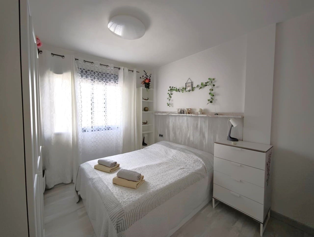 Apartamento de 2 habitaciones en La Zenia en venta con piscina garaje - 267.500 € (Ref: 10011082)