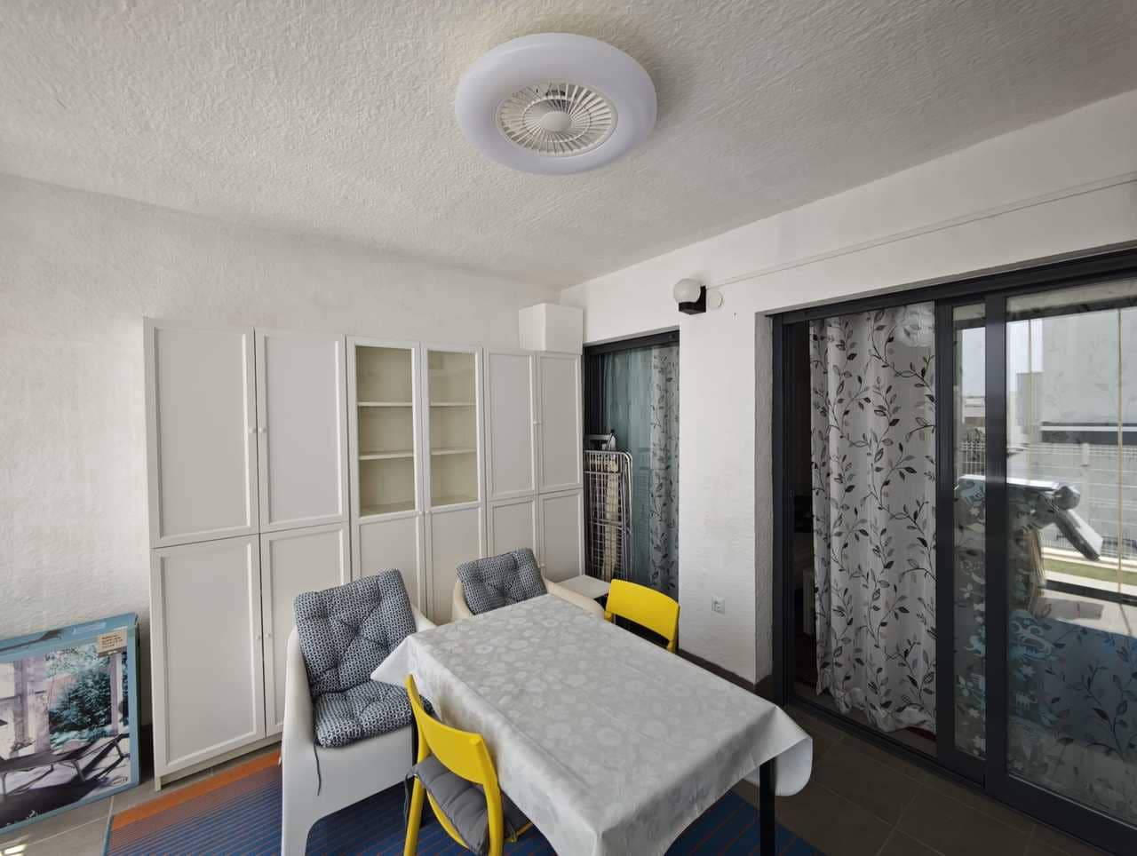 Apartamento de 2 habitaciones en La Zenia en venta con piscina garaje - 267.500 € (Ref: 10011082)