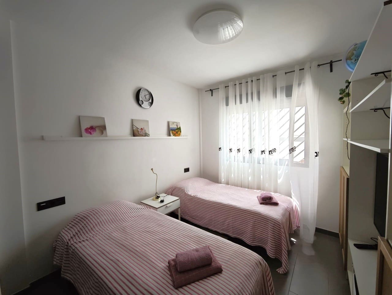 Apartamento de 2 habitaciones en La Zenia en venta con piscina garaje - 267.500 € (Ref: 10011082)