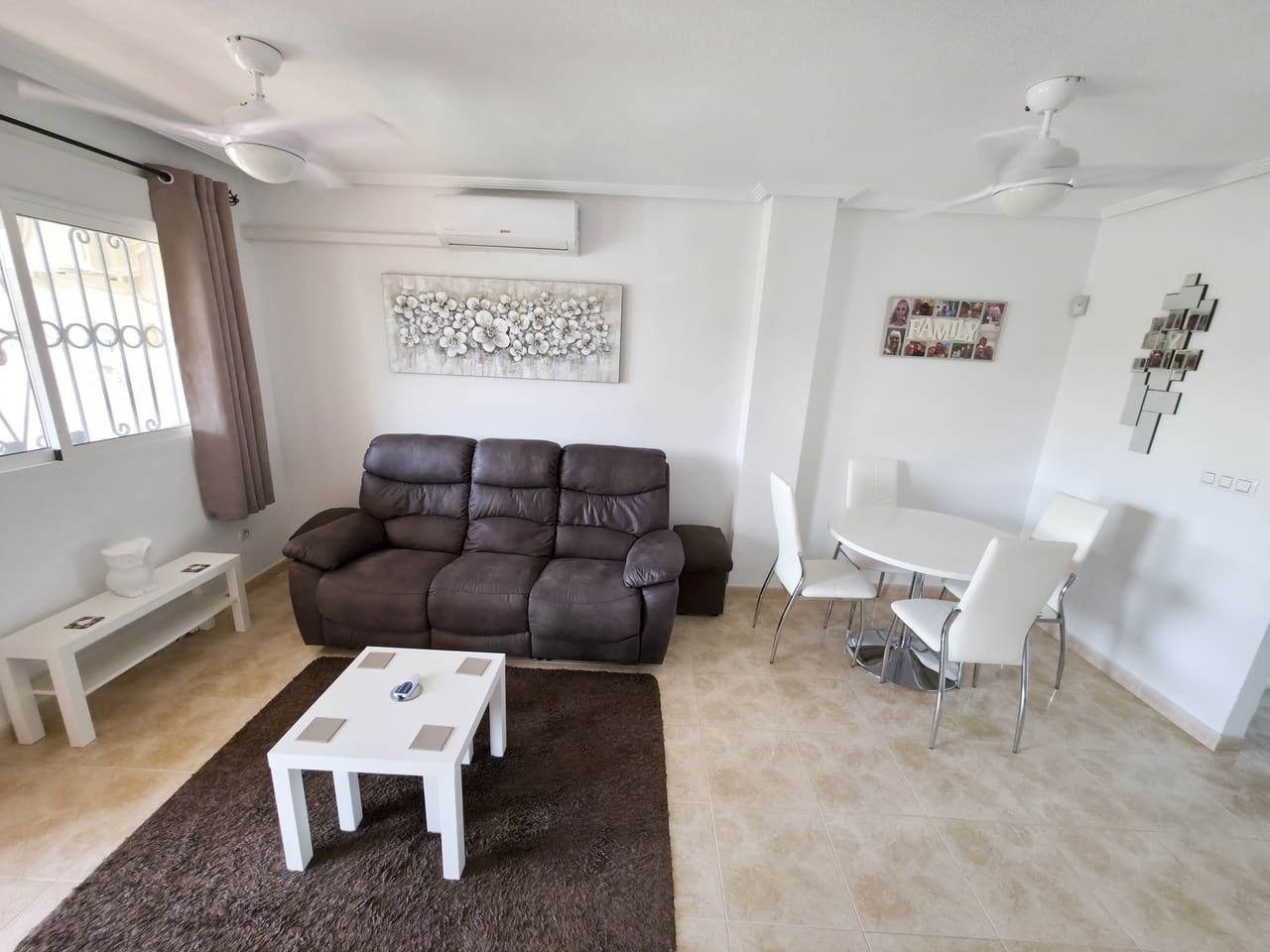 2 soverom Leilighet til salgs i Villamartin med svømmebasseng - € 149 950 (Ref: 10011083)