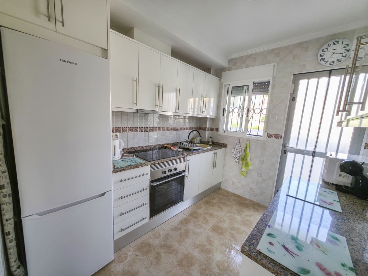 2 soverom Leilighet til salgs i Villamartin med svømmebasseng - € 149 950 (Ref: 10011083)