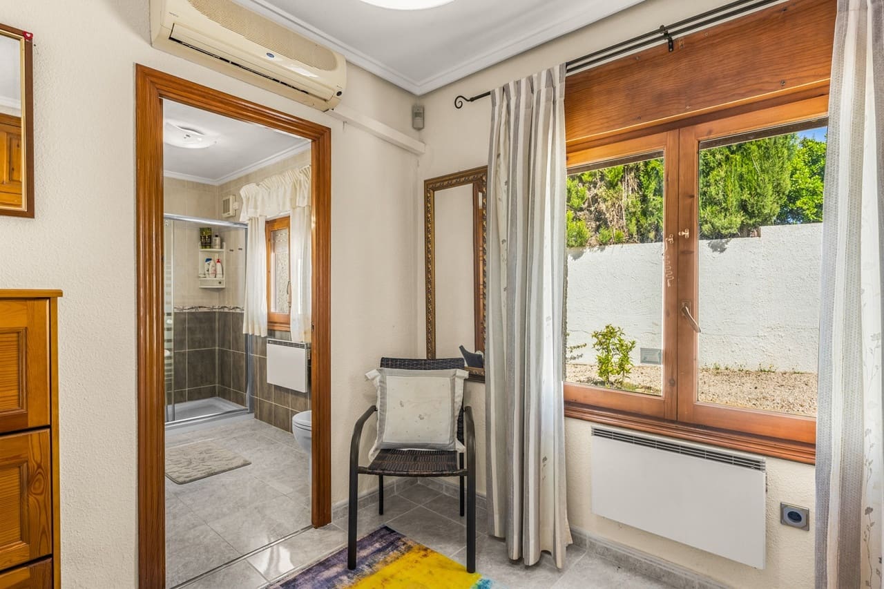 5 chambre Villa/Maison à vendre à Ciudad Quesada avec piscine garage - 480 000 € (Ref: 10012930)